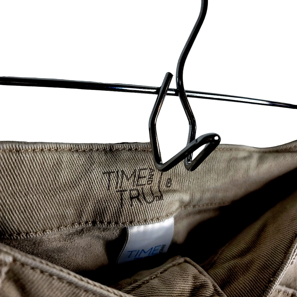 Time and Tru Khaki Cut-Off Shorts. Perfect Condition! - Picture 4 of 5